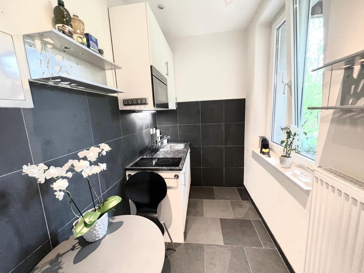 Cozy 1 Room Apartment In Цуг Екстериор снимка